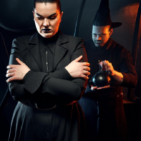 Дин Винчестер за рулем черной импалы